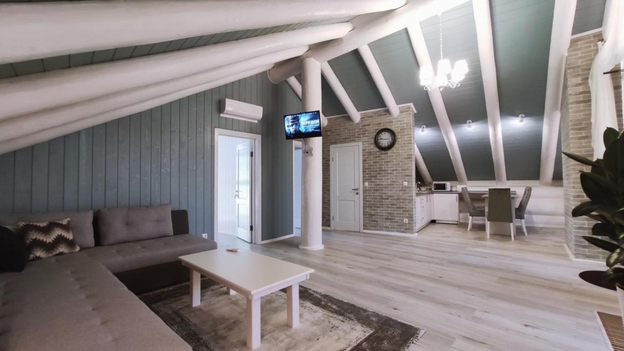 Apartment Adele Mizhhirya (Transcarpathia)